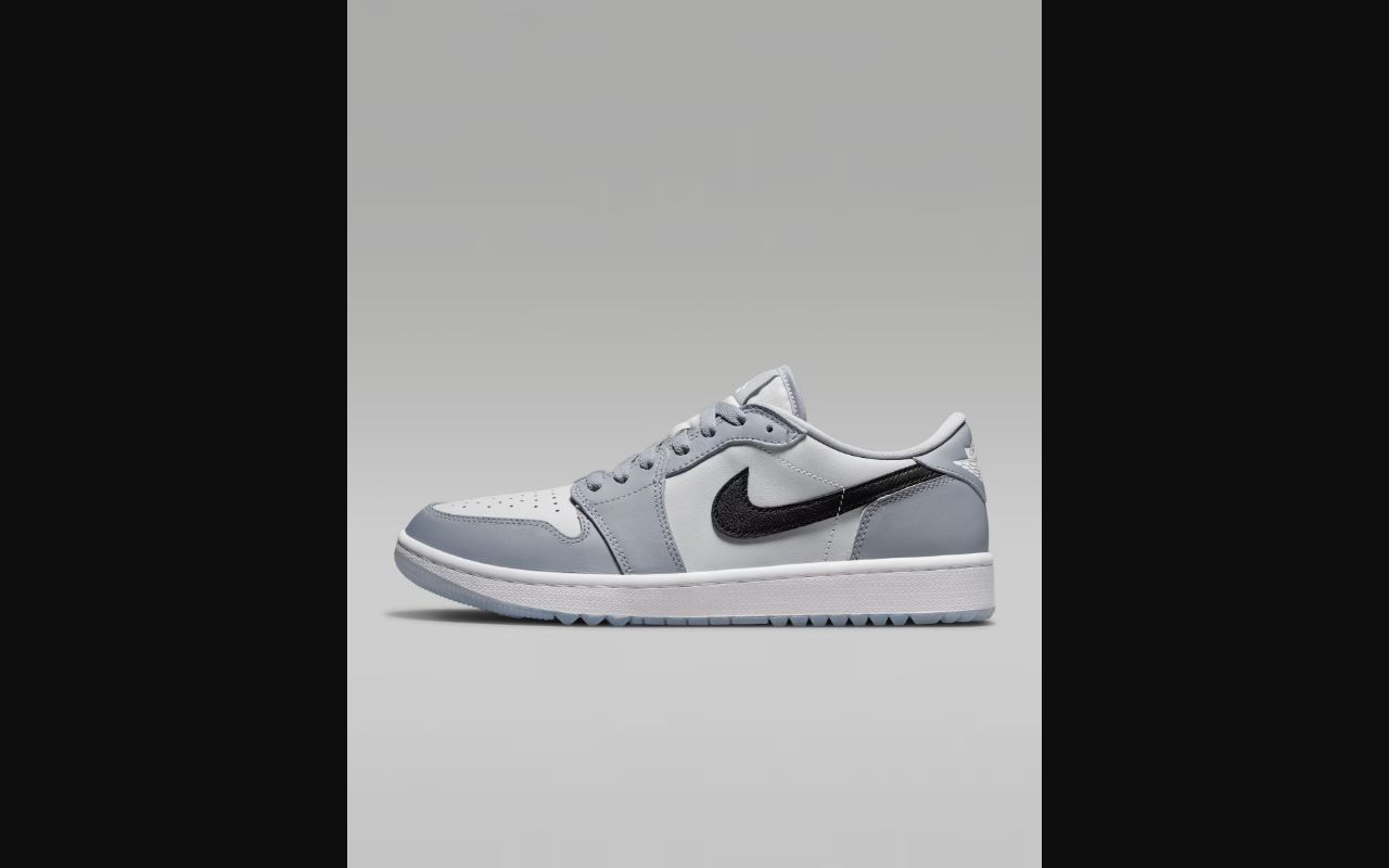 Nike エア ジョーダン 1 LOW Gの公式サイト画面